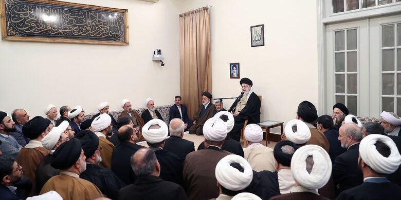 رهبر انقلاب: حوزه علمیه وامدار آیت الله جوادی آملی است