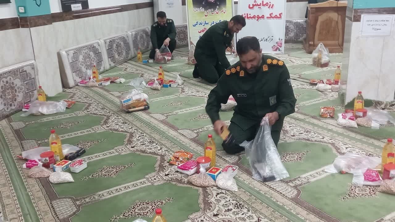 توزیع ۲۵۰۰ بسته معیشتی بین نیازمندان در محمودآباد