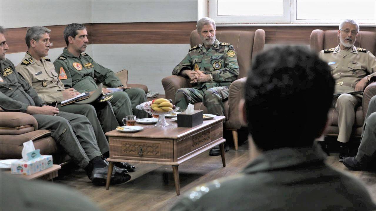 اجازه نخواهیم داد یک وجب از خاک ایران جدا شود