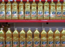 توزیع 174 تن روغن خانوار تنظیم بازاری در قائم شهر