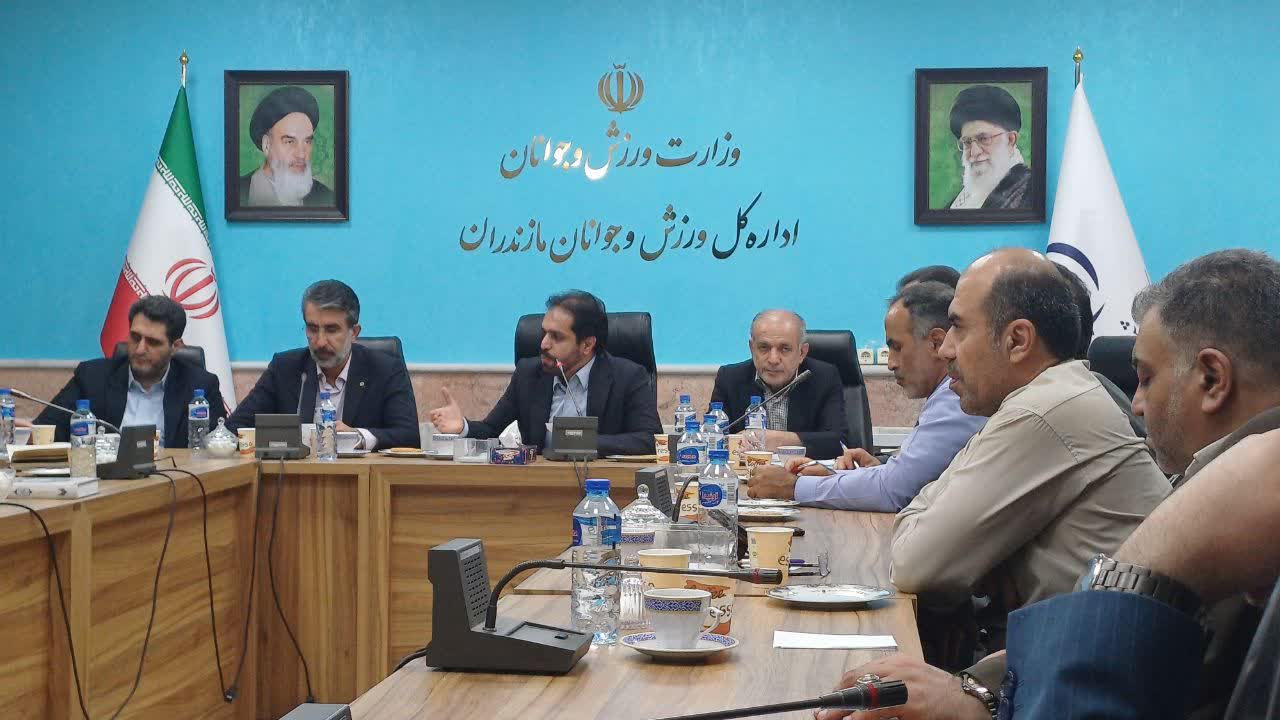 استانداری از مدیران استان حمایت می کند