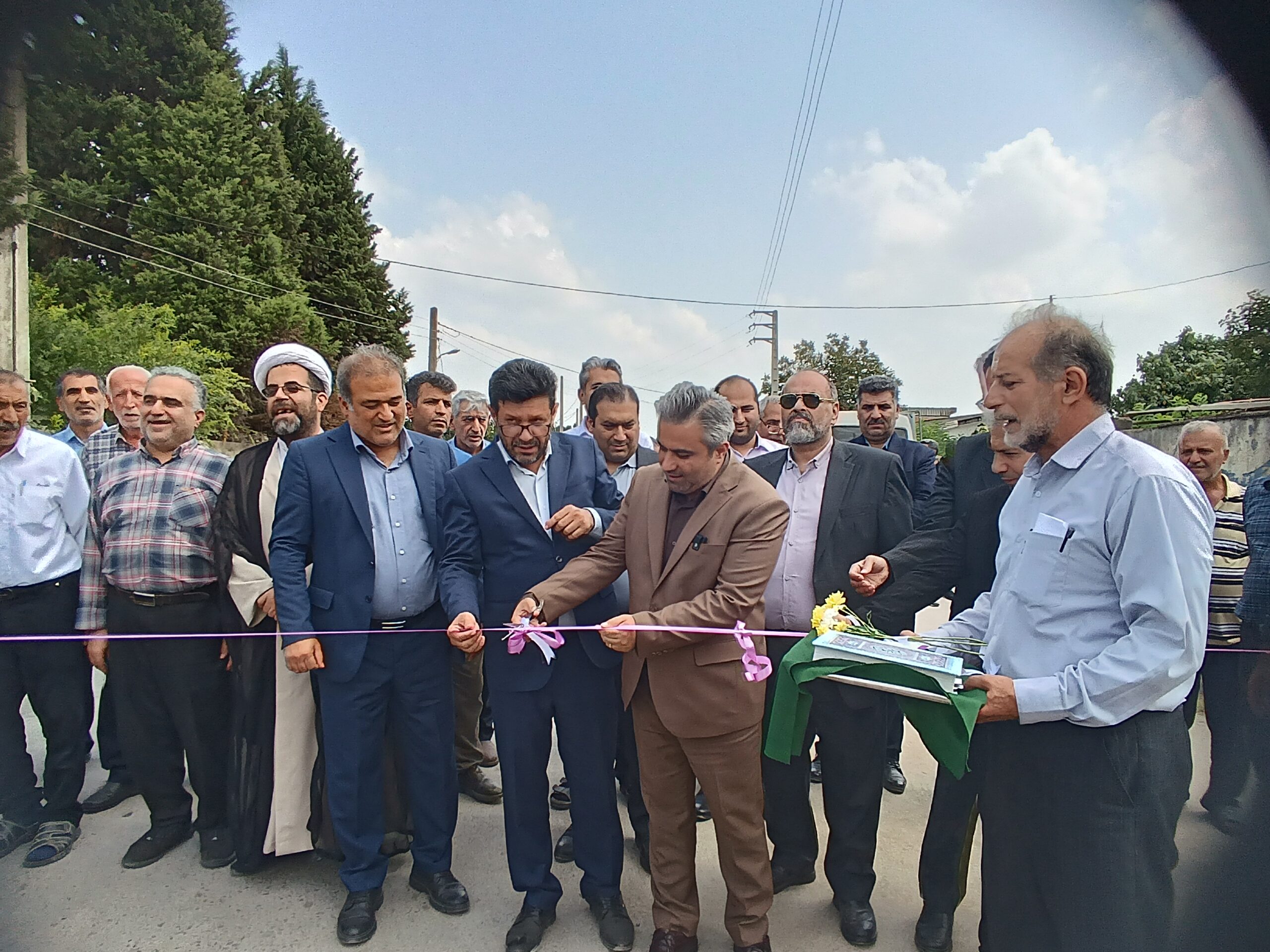 افتتاح ۶۳ پروژه به صورت تجمیعی در روستای دوک شهرستان قائمشهر
