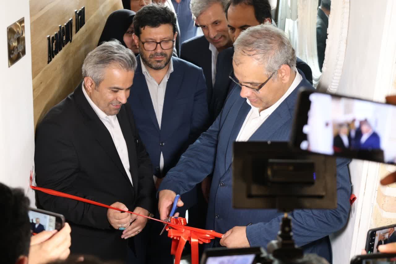 افتتاح طرح اشتغالزایی آموزشگاه تخصصی هوش مصنوعی و رباتیک در شهرستان قائم‌شهر 