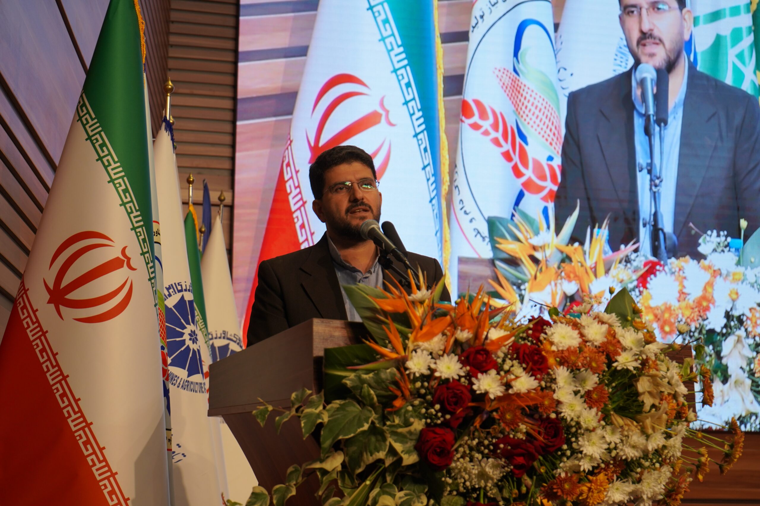 توزیع پنج هزار تن خوراک دام برای امنیت غذایی؛ حرکت بزرگ روستایی در مازندران