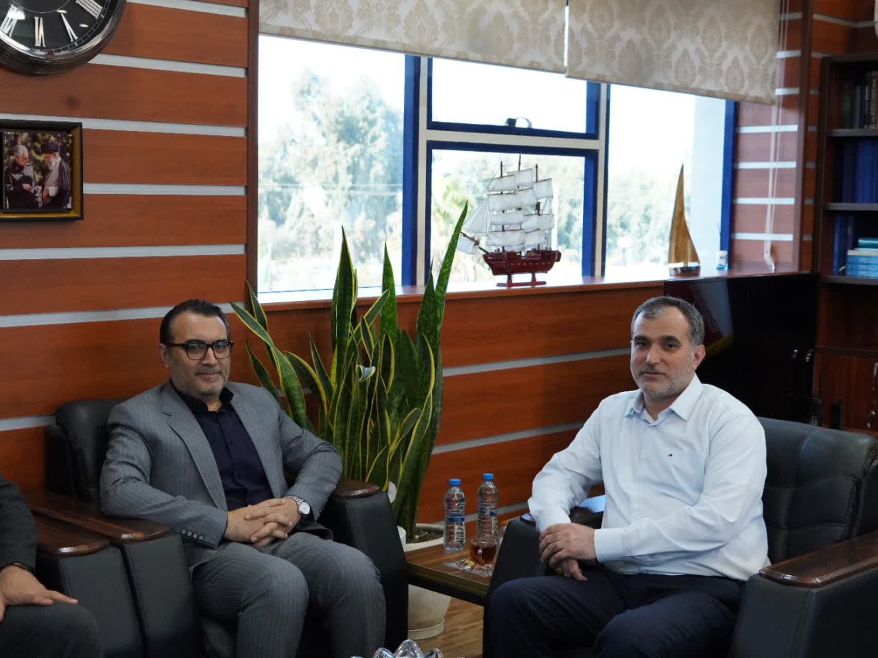 دیدار مدیرکل محیط زیست استان مازندران با مدیر کل بنادر و دریانوردی امیرآباد