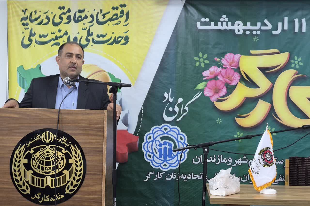 افزایش حقوق کارگران و کارمندان باید همتراز با تورم باشد